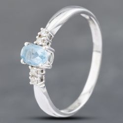 Second Hand 14ct White Gold Blue Topaz & Diamond Dress Ring 41382215