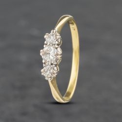 Second Hand Vintage Yellow Gold 0.30ct Brilliant Cut Diamond Three Stone Ring 41382804