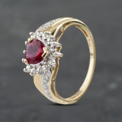 Second Hand 9ct Yellow Gold Synthetic Ruby & Diamond Heart Cluster Ring 41382845