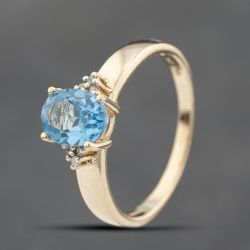 Second Hand 9ct Yellow Gold Blue Topaz & 0.03ct Diamond Oval Seven Stone Ring 41383303