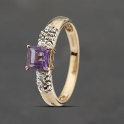Second Hand 9ct Yellow Gold Amethyst & Diamond Dress Ring 41383403
