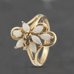 Second Hand 9ct Yellow Gold Opal & Diamond Dress Ring 41383471