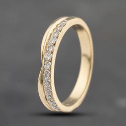 Second Hand 9ct Yellow Gold Diamond Shaped 3.6mm Wedding Ring 41383604