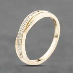 Second Hand 9ct Yellow Gold 0.09ct Brilliant Cut Diamond Crossover Ring 41384098