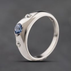 Second Hand 9ct White Gold Topaz & Diamond Rubover Set Three Stone Ring 41384264