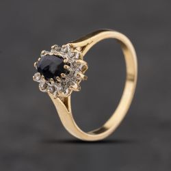 Second Hand 9ct Yellow Gold Sapphire & 0.10ct Diamond Oval Cluster Ring 41384336