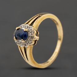 Second Hand 9ct Yellow Gold Sapphire & 0.10ct Diamond Oval Cluster Ring 41384509