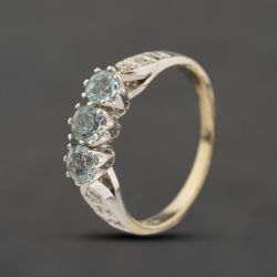 Second Hand 9ct White Gold Blue Topaz & 0.03ct Diamond Three Stone Ring 41384516