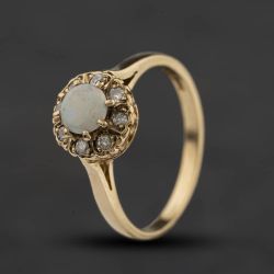 Second Hand 9ct Yellow Gold Diamond & Opal Cluster Ring 41384745