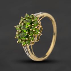 Second Hand 9ct Yellow Gold Diamond & Green Zircon Cluster Ring 41384757