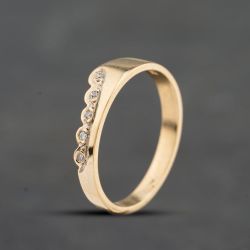 Second Hand 9ct Yellow Gold Diamond 4.7mm Shaped Wedding Ring 41384823