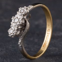 Second Hand Vintage Yellow Gold Diamond Crossover Three Stone Ring 4138845