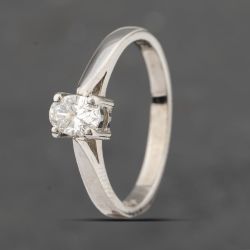 Second Hand 18ct White Gold 0.33ct Oval Cut Diamond Solitaire Ring 41481630