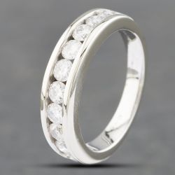Second Hand 18ct White Gold 1.00ct Brilliant Cut Diamond Half Eternity Ring 41481681