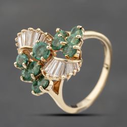 Second Hand 9ct Yellow Gold Emerald & 0.50ct Baguette Cut Diamond Cocktail Ring 41482239
