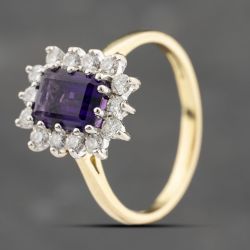 Second Hand 18ct Yellow Gold Amethyst & Diamond Oblong Cluster Ring 41482346