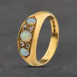 Second Hand Antique 18ct Yellow Gold Opal & 0.10ct Diamond Seven Stone Ring 41482542