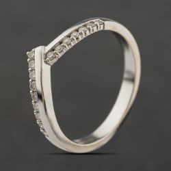 Second Hand 18ct White Gold 0.33ct Brilliant Cut Diamond Wishbone Ring 41482747