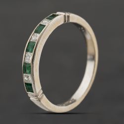 Second Hand 18ct White Gold Emerald & 0.24ct Princess Cut Diamond Half Eternity Ring 41482758