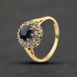 Second Hand Vintage 18ct Yellow Gold Sapphire & 0.12ct Diamond Round Cluster Ring 41482934