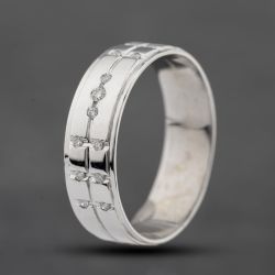 Second Hand 18ct White Gold Brilliant Cut Diamond Set 7mm Wedding Ring 41871358