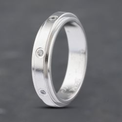 Second Hand 18ct White Gold Diamond Rubover 4.6mm Wedding Ring 41871405