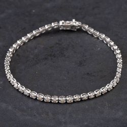 Second Hand 18ct White Gold 3.00ct Diamond 7 Inch Stone Set Bracelet 4307018