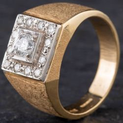 Second Hand 14ct Yellow Gold 0.65ct Brilliant Cut Diamond Square Cluster Ring 4312123