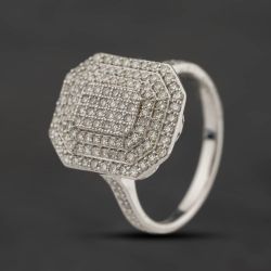 Second Hand 9ct White Gold 0.75ct Diamond Octagonal Cluster Ring 43121359