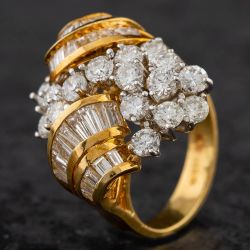 Second Hand 14ct Yellow Gold 2.75ct Diamond Abstract Cluster Ring 4312147