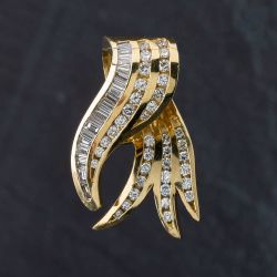 Second Hand 18ct Yellow Gold 1.90ct Diamond Baguette And Brilliant Cut Multi-Strand Loose Pendant 4314044