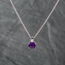 Second Hand 9ct White Gold Amethyst & Cubic Zirconia Pendant & 16 Inch Spiga Chain 43141291