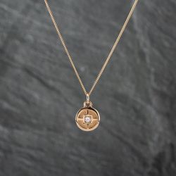 Second Hand 9ct Yellow Gold 0.10ct Brilliant Cut Diamond Circle Set Pendant & 18 Inch Curb Chain 43141295