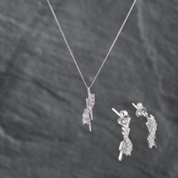 Second Hand 18ct White Gold 0.25ct Brilliant Cut Diamond 18 Inch Curb Jewellery Set 43141297