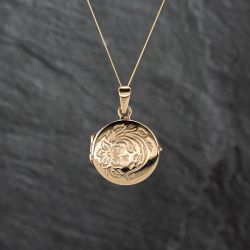 Second Hand 9ct Yellow Gold Round Engraved Locket Pendant & 18 Inch Curb Chain 43141300