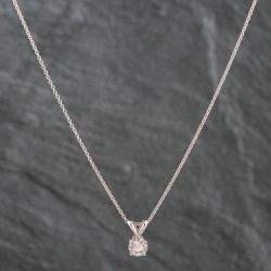 Second Hand White Gold 0.50ct Brilliant Cut Diamond Pendant & 18 Inch Trace Chain 4314222