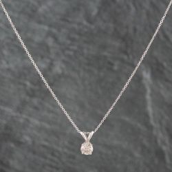 Second Hand White Gold 0.50ct Brilliant Cut Diamond Pendant & 18 Inch Trace Chain 4314225