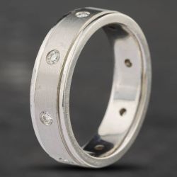 Second Hand Platinum Brilliant Cut Diamond Set Gents Frosted Flat Band Ring 43151006