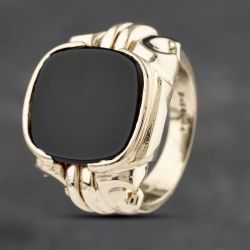 Second Hand 9ct Yellow Gold Onyx Cushion Shape Signet Ring 43151017