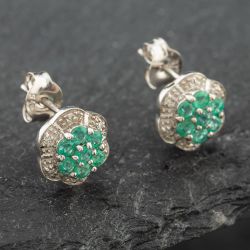 Second Hand White Gold 0.48ct Emerald & Diamond Cluster Stud Earrings 43171099