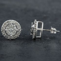 Second Hand 9ct White Gold 1.00ct Brilliant Cut Diamond Round Cluster Stud Earrings 4317123