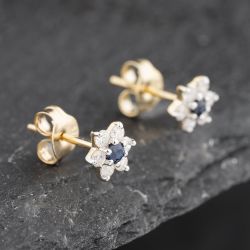 Second Hand 9ct Yellow Gold 0.09ct Sapphire & 0.24ct Diamond Flower Cluster Stud Earrings 43171276