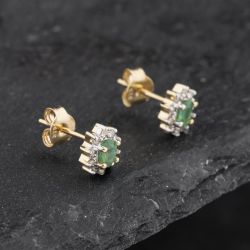 Second Hand 9ct Yellow Gold 0.30ct Emerald & Diamond Oval Cluster Stud Earrings 43171330