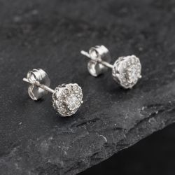 Second Hand 9ct White Gold 0.21ct Brilliant Cut Diamond Cluster Stud Earrings 43171344