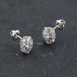 Second Hand 14ct White Gold 0.90ct Diamond Multi-Cut Stud Earrings 43171366
