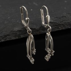 Second Hand 9ct White Gold Cubic Zirconia Three Stone 33.5mm Dropper Earrings 43171384