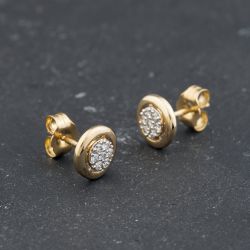 Second Hand 9ct Yellow Gold 0.15ct Brilliant Cut Diamond Round Cluster Stud Earrings 43171454
