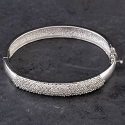 Second Hand 14ct White Gold 3.00ct Brilliant Cut Diamond Hinged Standard Bangle 4321003