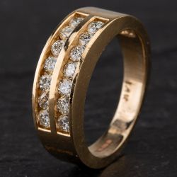 Second Hand 14ct Yellow Gold 2 Row Diamond Band Ring 4328665