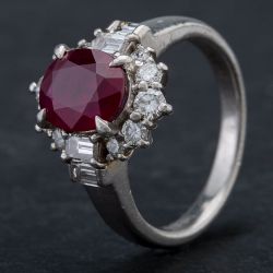 Second Hand Platinum 0.91ct Ruby & 2.62ct Brilliant Diamond Cluster Ring 4335160